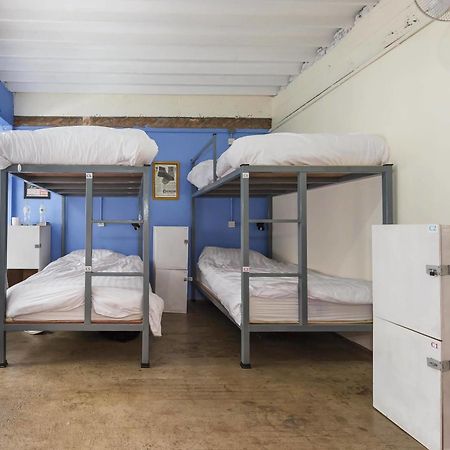 Fun Wan Hostel Bangkok Eksteriør billede