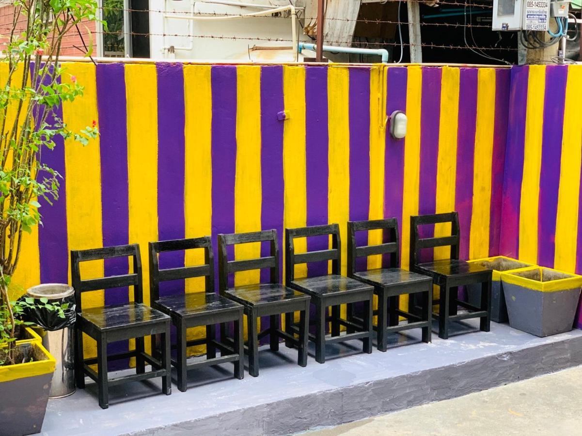 Fun Wan Hostel Bangkok Eksteriør billede